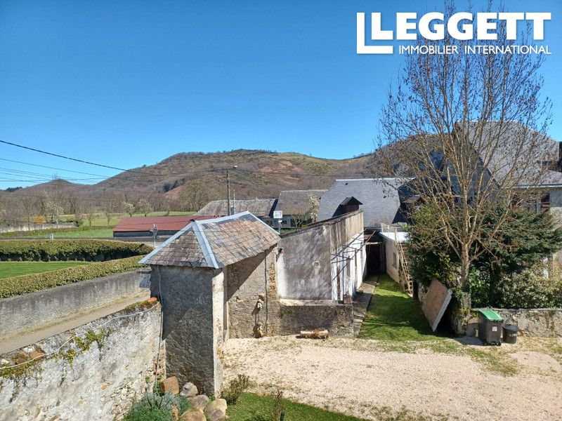 Property photo 3 of 10