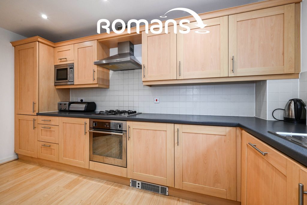 Property photo 3 of 10 6092B759-A5B3-Ed11-B