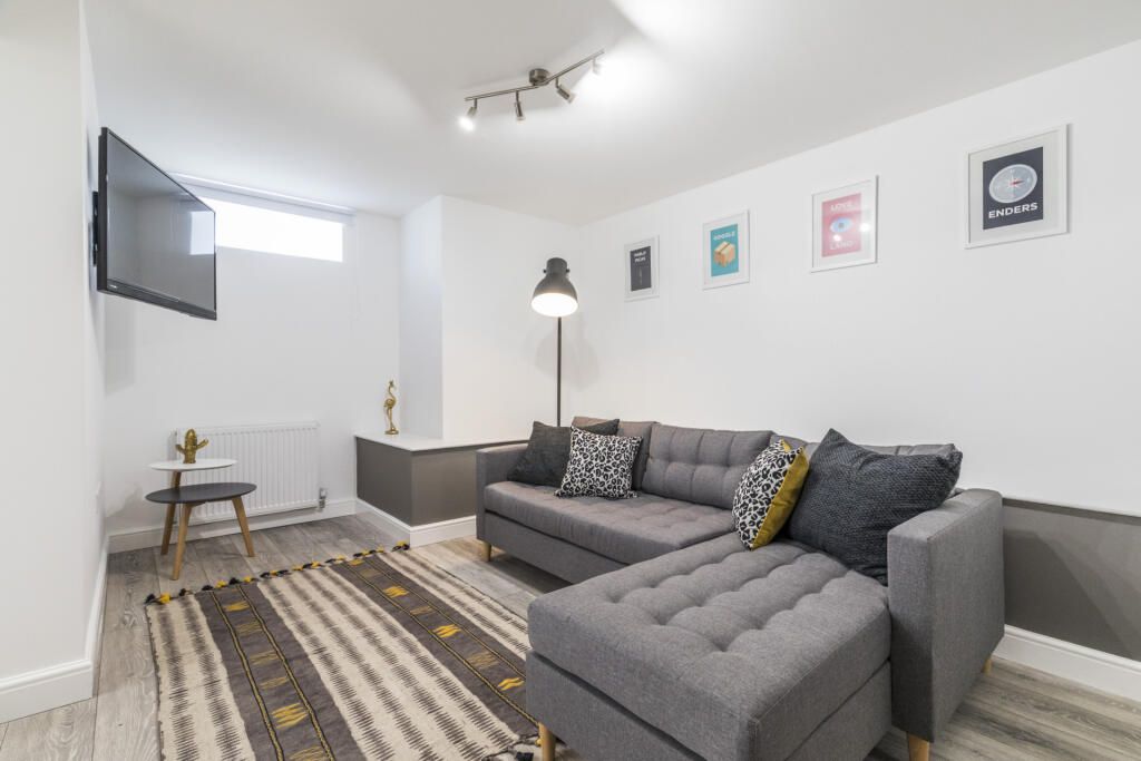 Property photo 1 of 7 2 Bed Flat To Rent Wells Park Road, London Se26