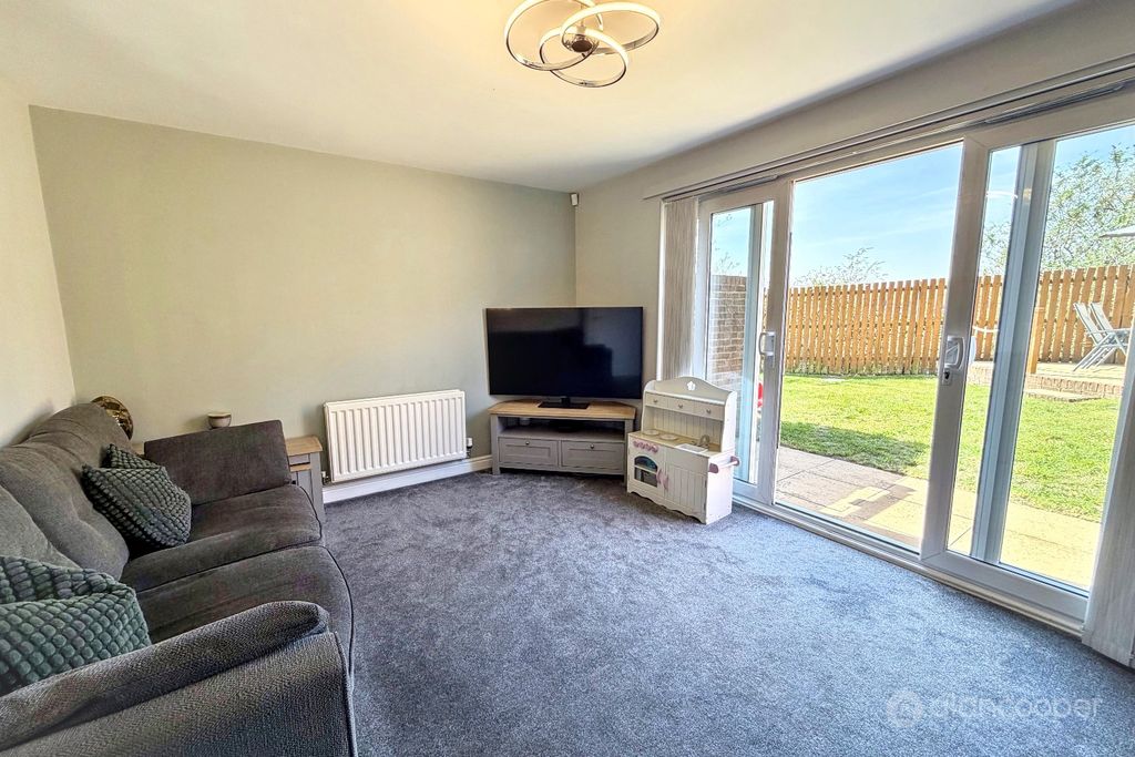 Property photo 3 of 23 5036924