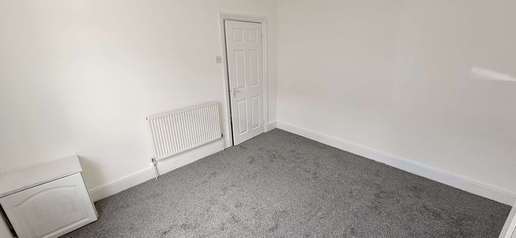 Property photo 2 of 15 Gallery