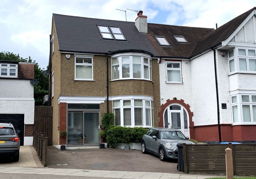 Property photo 1 of 14