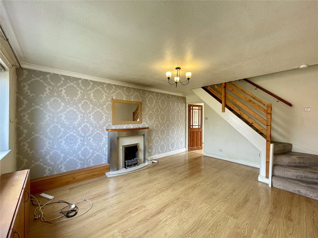 Property photo 2 of 11 Picture No. 12