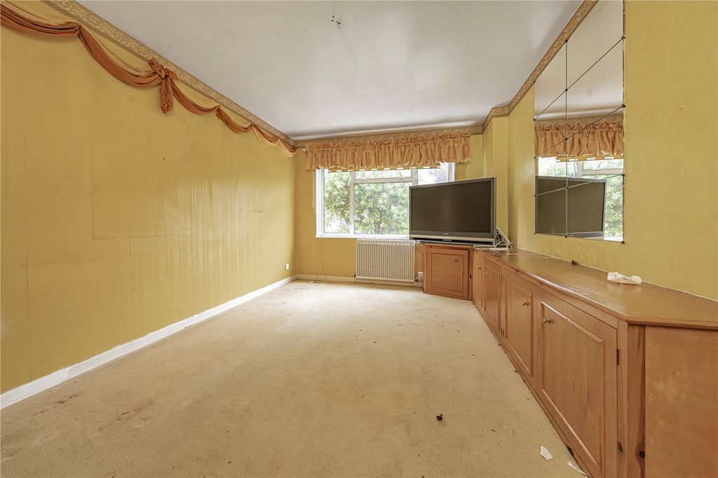 Property photo 3 of 13 Picture No. 01