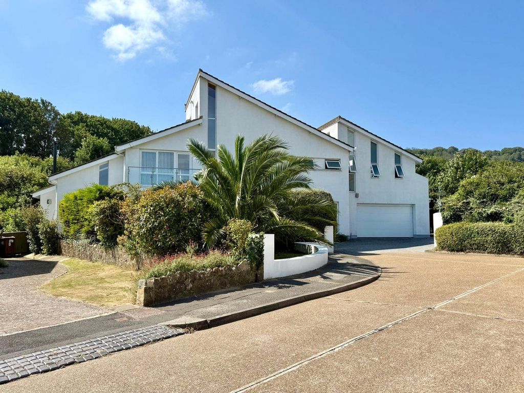 Property photo 1 of 28 Picture No. 35