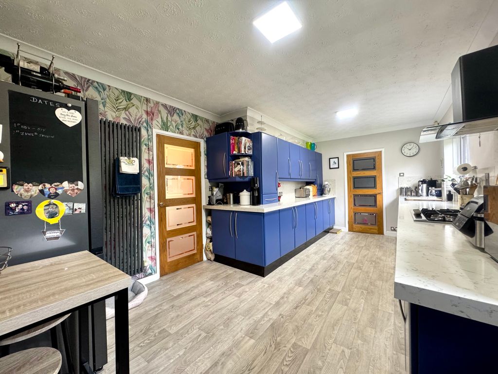 Property photo 3 of 24 Img_8948.Jpeg