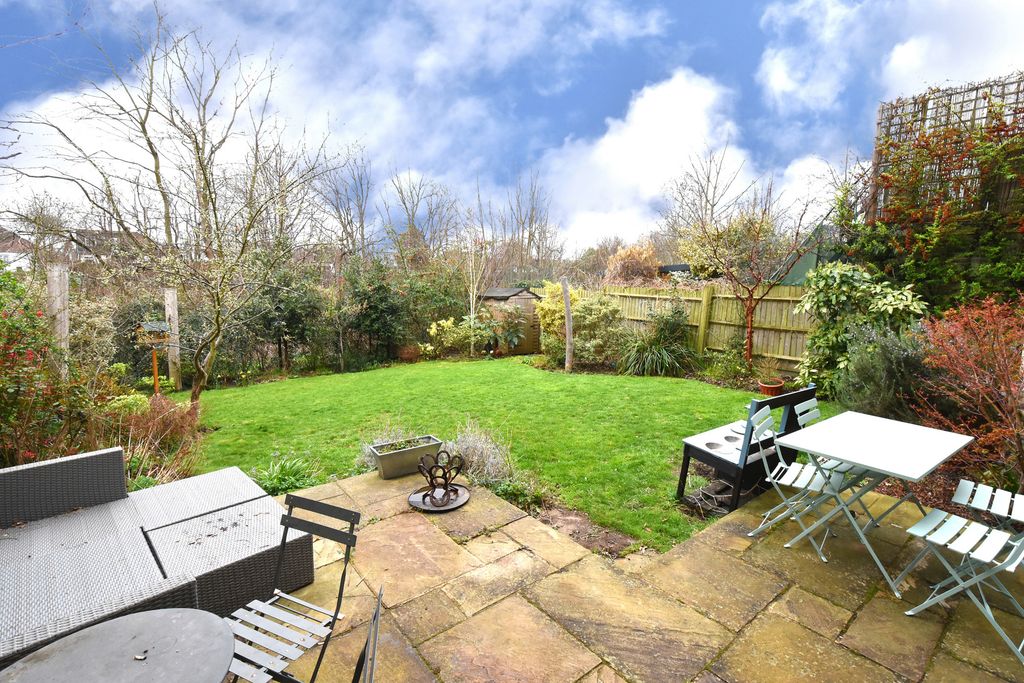 Property photo 2 of 13