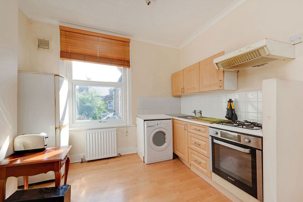 Property photo 2 of 5