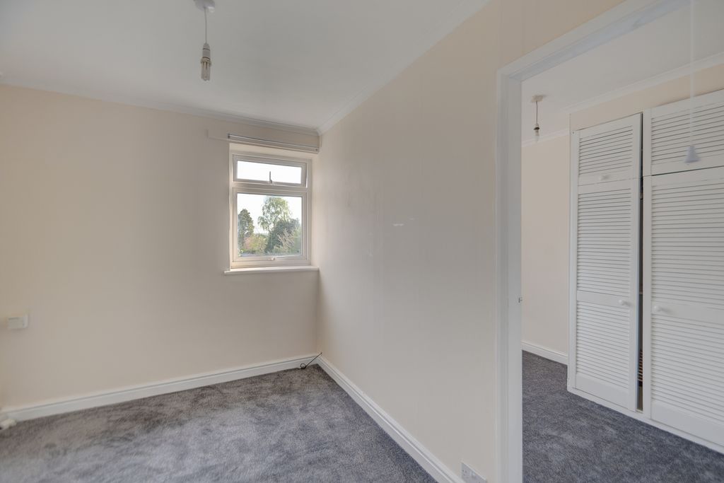 Property photo 2 of 11 Photo 8