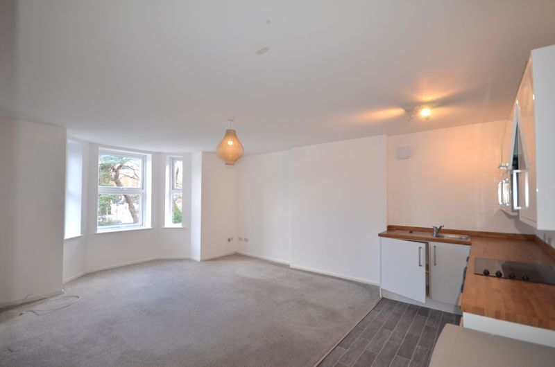 Property photo 2 of 6 Photo 5