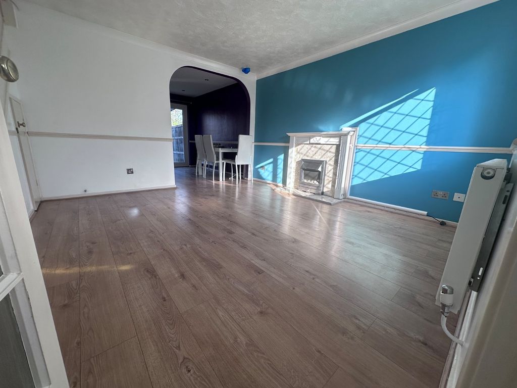Property photo 3 of 10 Picture No. 09