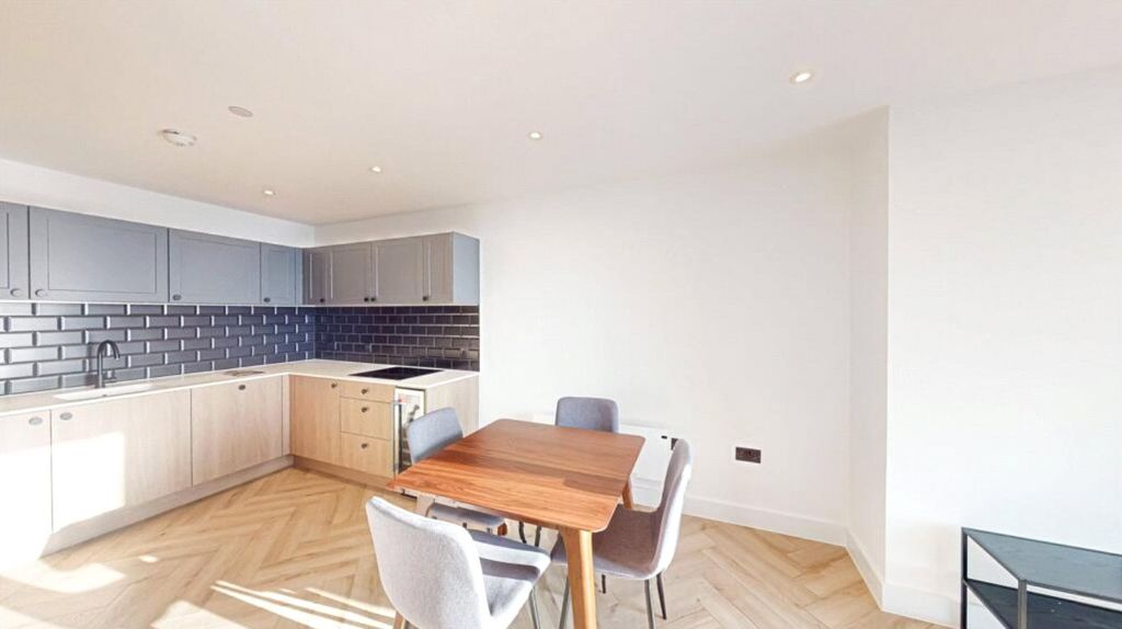 Property photo 3 of 5 Picture No. 04