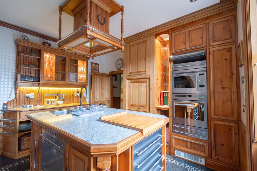 Additional image 9 of 4 bed terraced house for saleKent House, Prospect Terrace, Ramsgate CT11