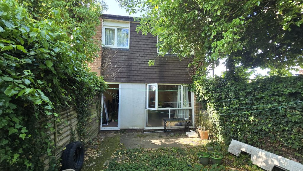 Property photo 3 of 9