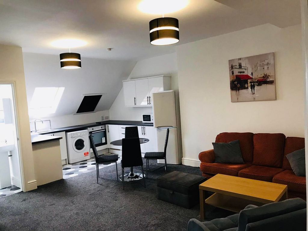 Property photo 2 of 4