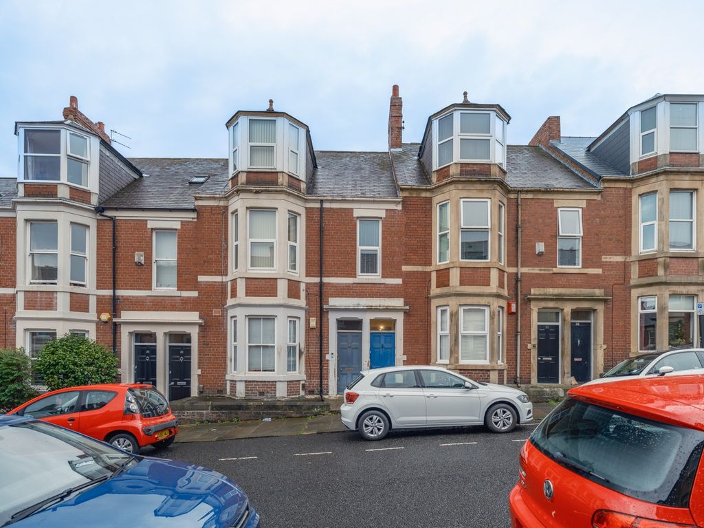Property photo 1 of 1 6105990