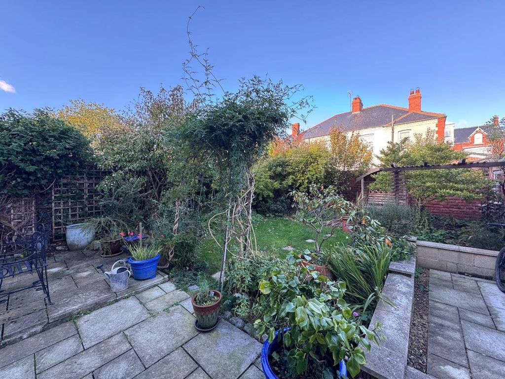 Property photo 2 of 17 Rear