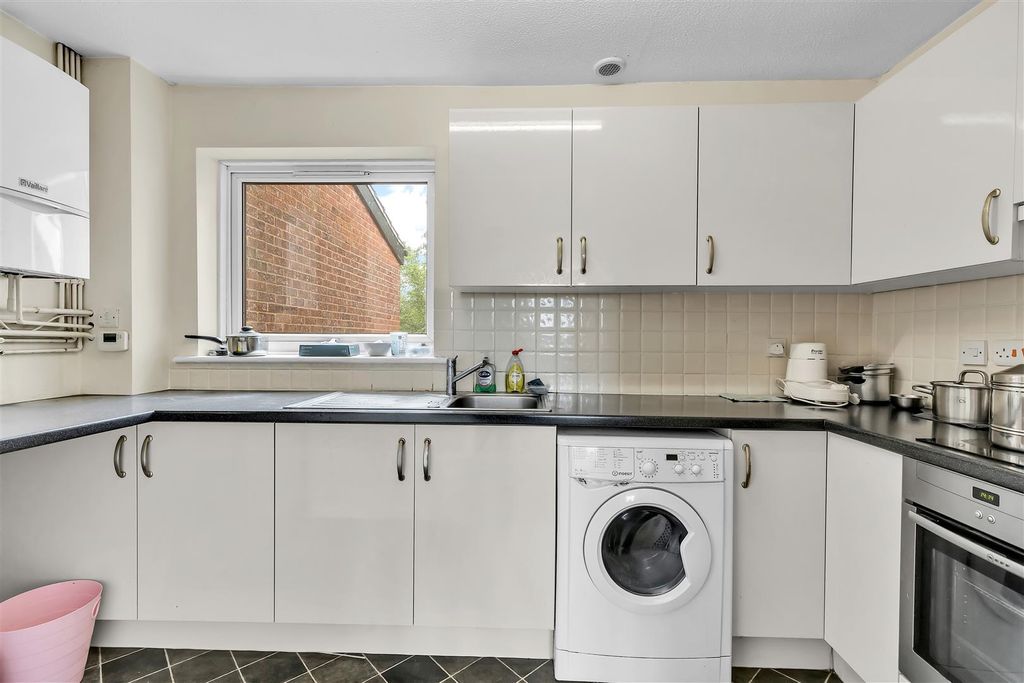 Property photo 2 of 12 Kitchen 1.Jpg