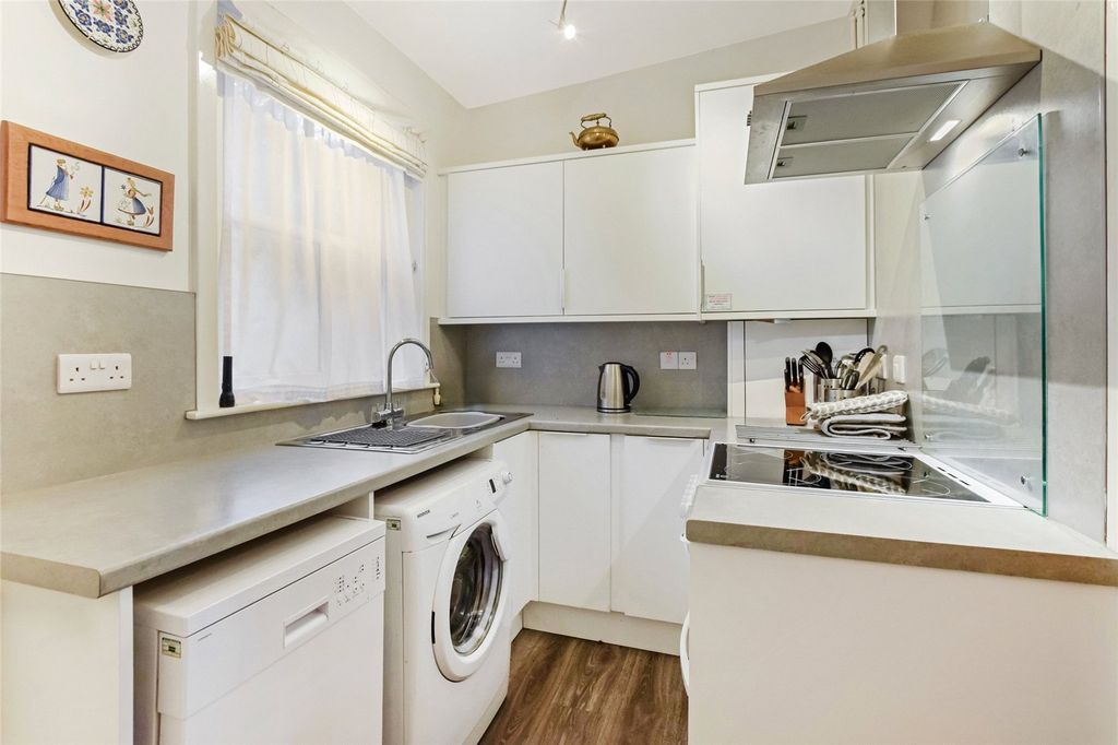 Property photo 3 of 21 Picture No. 04