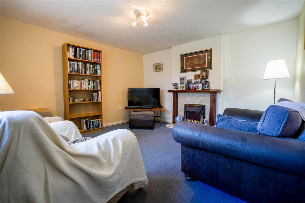 Property photo 3 of 8 Living Room