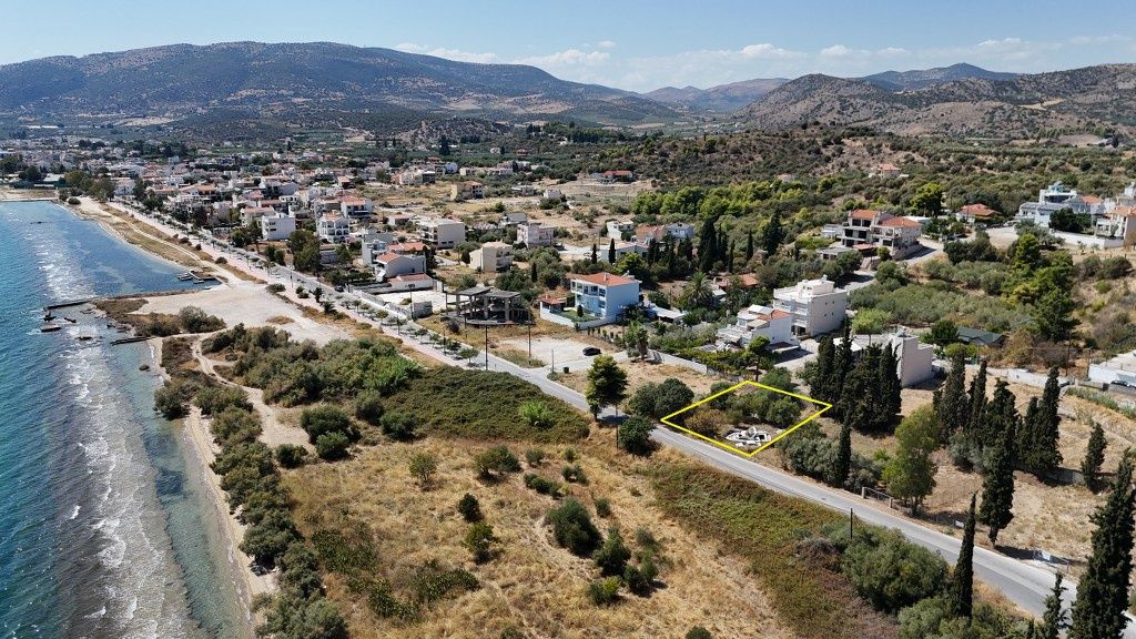 Property photo 3 of 25