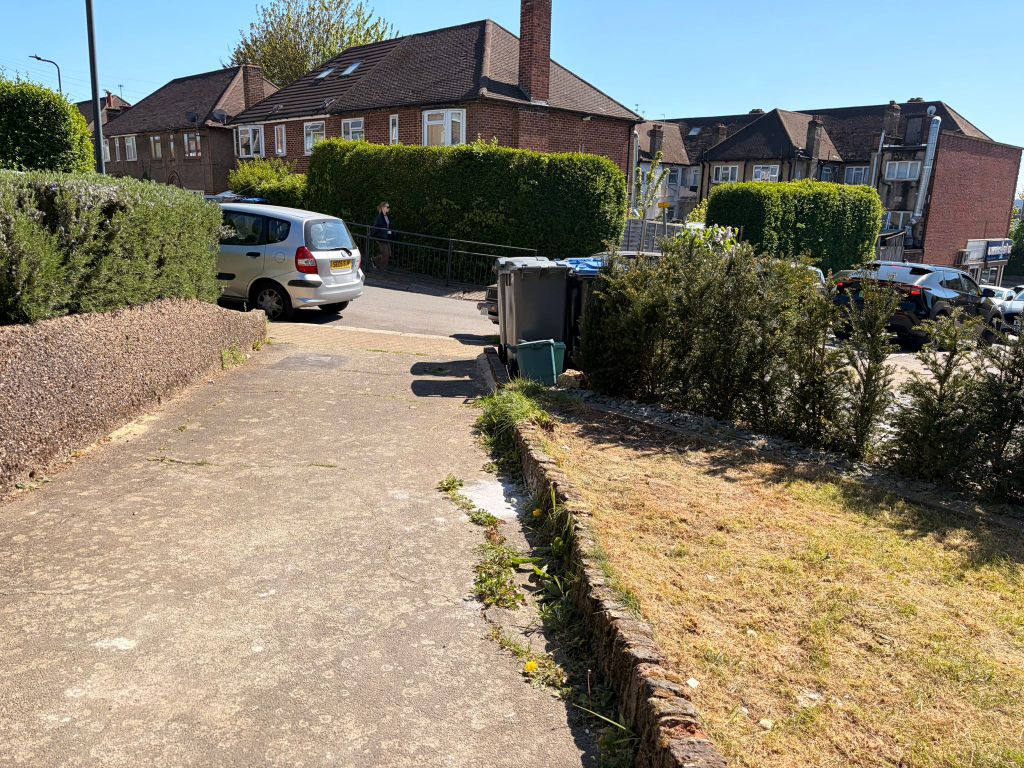 Property photo 3 of 19