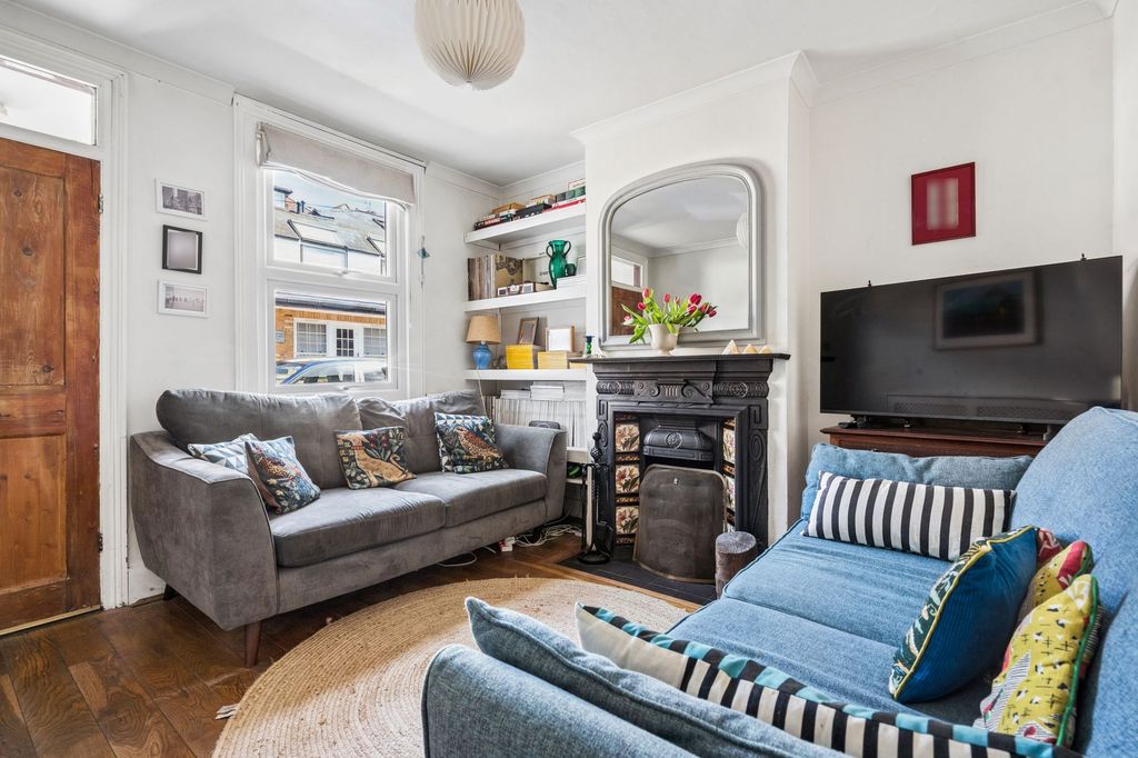 Property photo 2 of 15