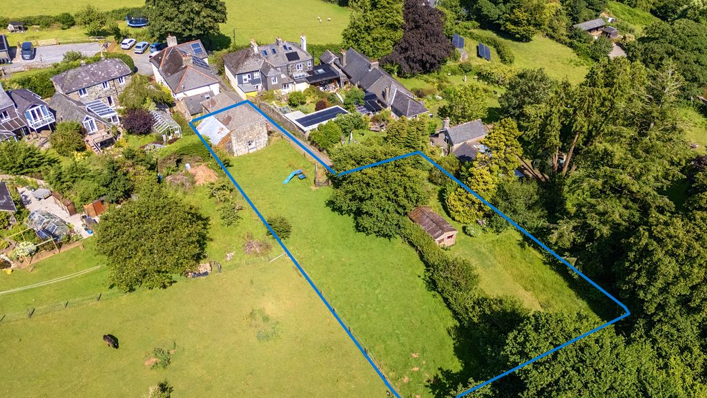 Property photo 1 of 11 2