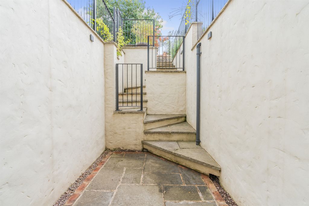 Additional image 24 of 6 bed end terrace house for saleBridge Street, Chepstow, Monmouthshire NP16