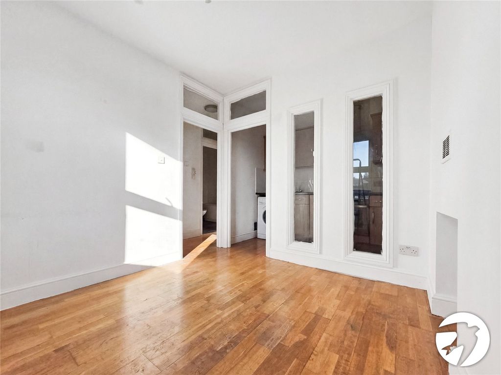 Property photo 3 of 7 Picture No. 03