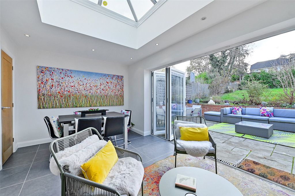 Property photo 3 of 10 Picture No. 18