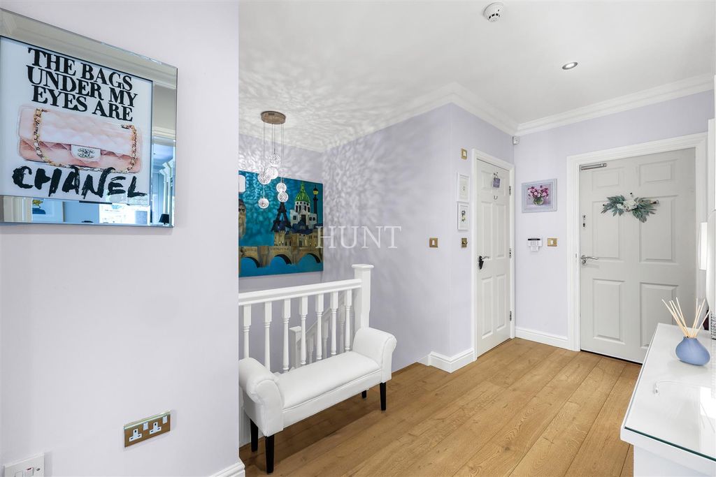 Additional image 26 of 4 bed flat for saleRegents Drive, Repton Park, Woodford Green, Essex IG8