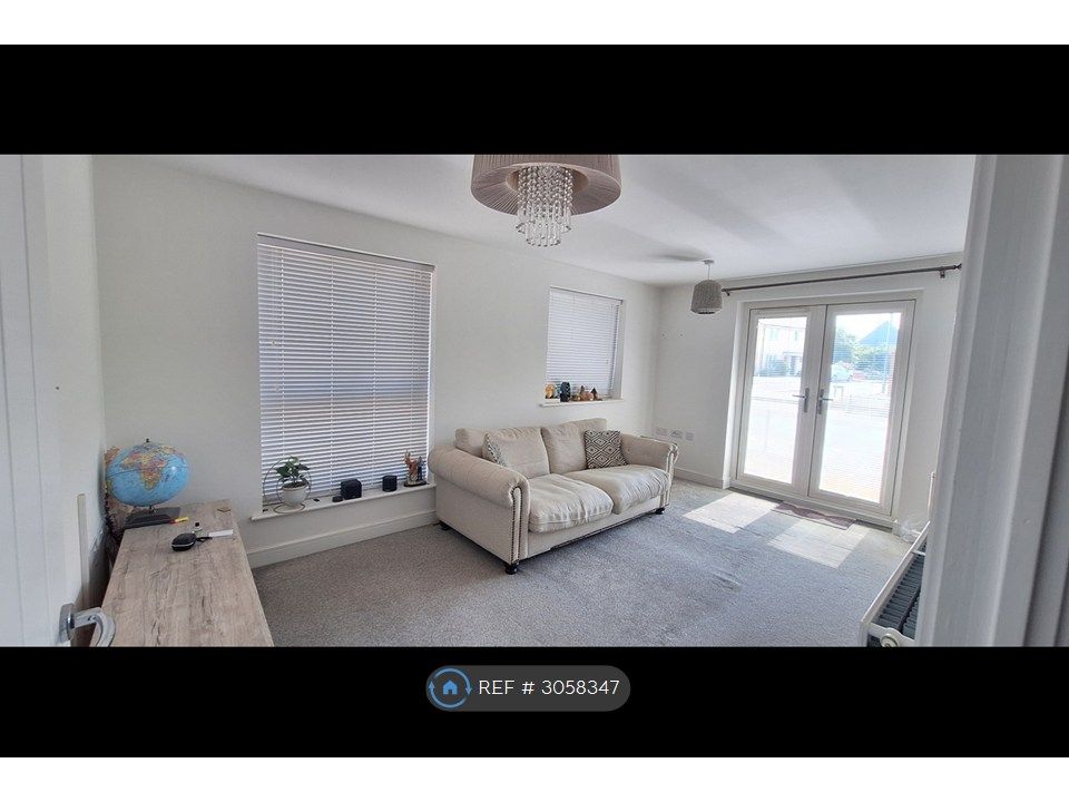 Property photo 2 of 13 Living Room