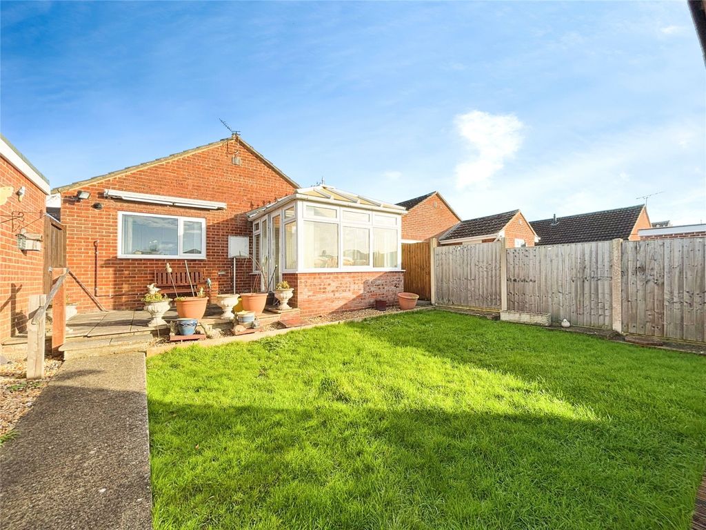 Property photo 2 of 19 Picture No. 18