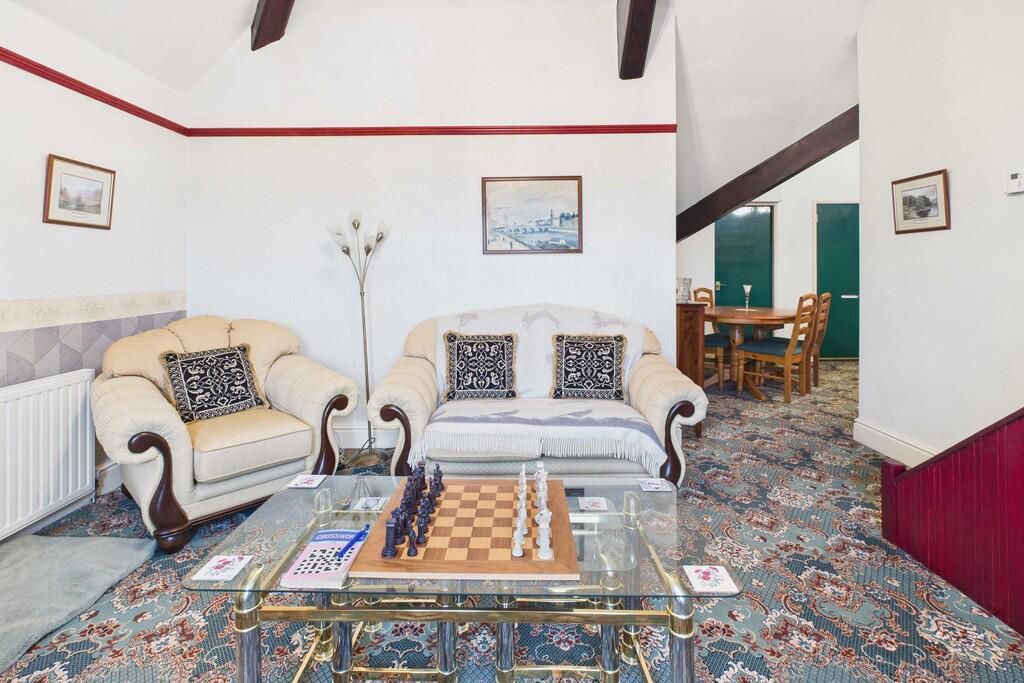 Property photo 3 of 22