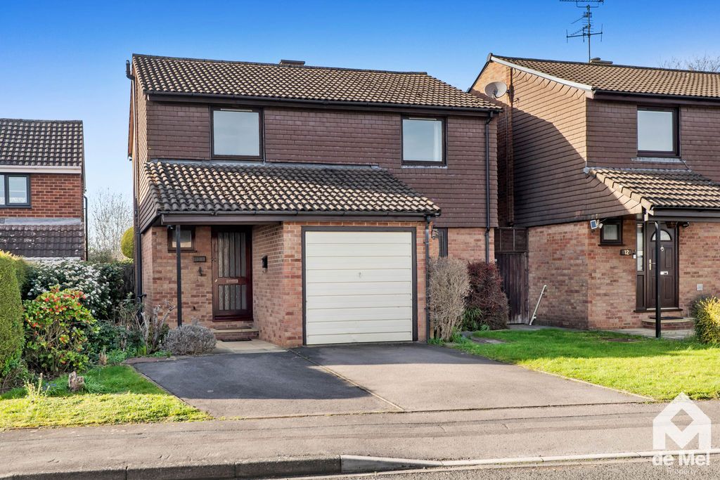 Property photo 1 of 14 Photo 14