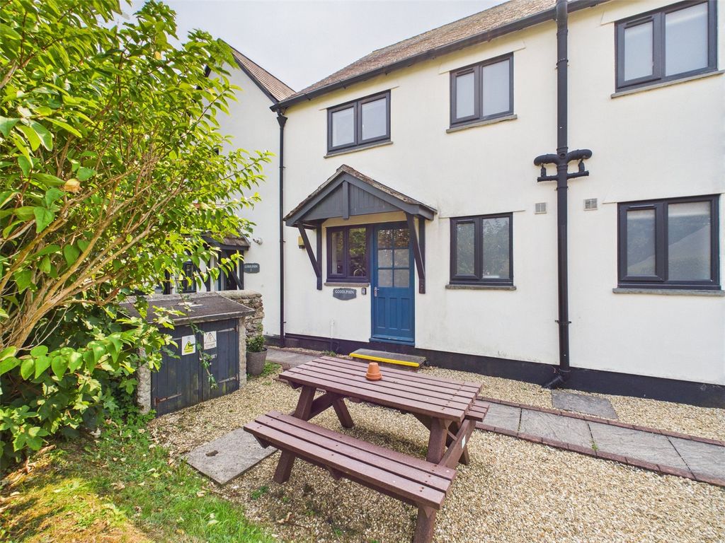 Property photo 1 of 10 Picture No. 01