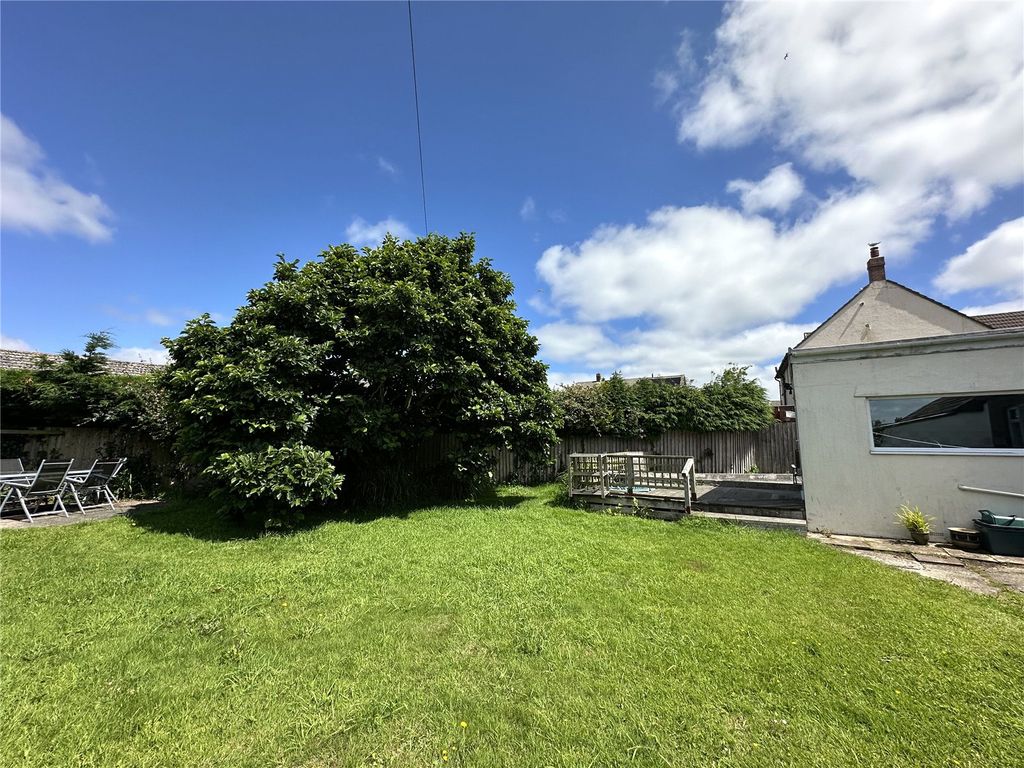 Property photo 2 of 22 Picture No. 05