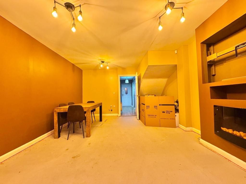 Property photo 3 of 18 Photo 3