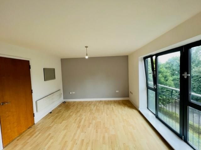 Property photo 2 of 6 Open Plan Lounge