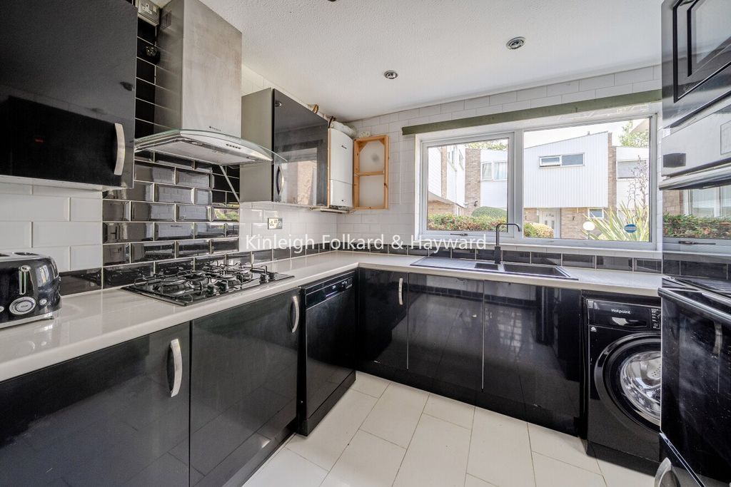 Property photo 3 of 10 Picture No. 35