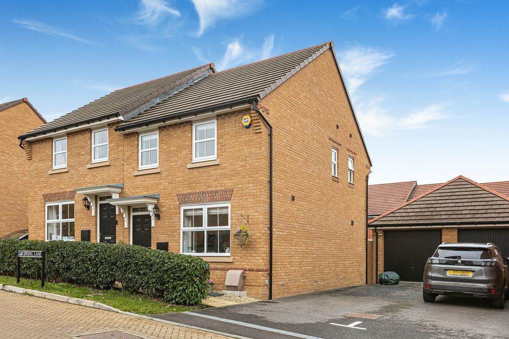 Property photo 1 of 26