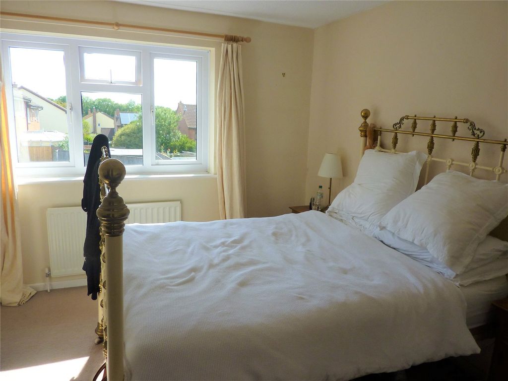 Property photo 3 of 7 Bedroom