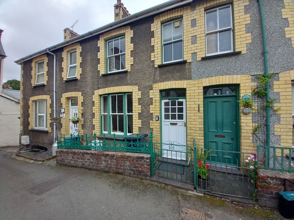 Property photo 1 of 20