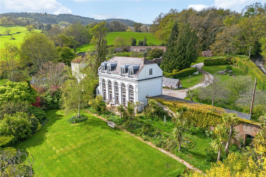 Property photo 1 of 24 Palm House