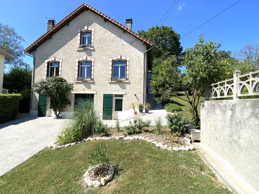 Property photo 3 of 10