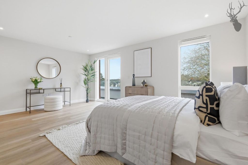 Additional image 16 of 2 bed flat for saleNovella, Chigwell IG7