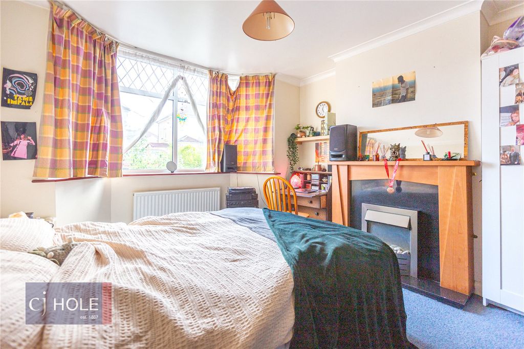 Property photo 3 of 17 Picture No. 18