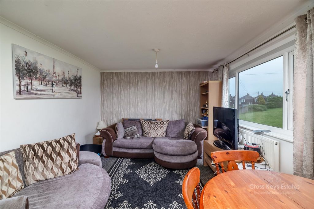 Property photo 3 of 10 Sitting Room/Diner