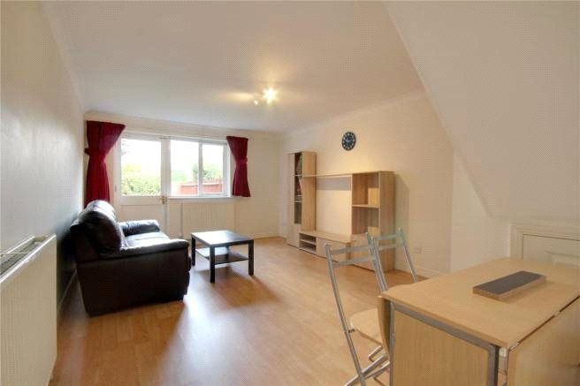 Property photo 3 of 7 Reception